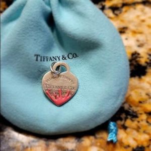 AUTHENTIC Retired TIFFANY & CO PINK DRIP Heart Tag Charm!